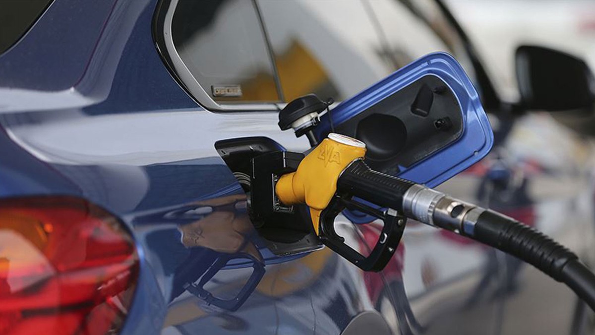Akaryakıtta son fiyatlar! Petrol fiyatları hızlı düştü!
