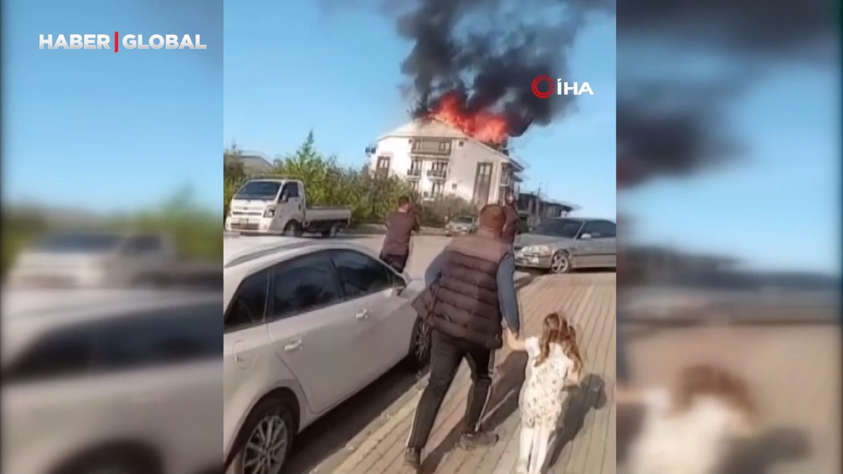 İETT'ye bağlı özel halk otobüsü şoförü trafikte bıçakla tehditler savurdu