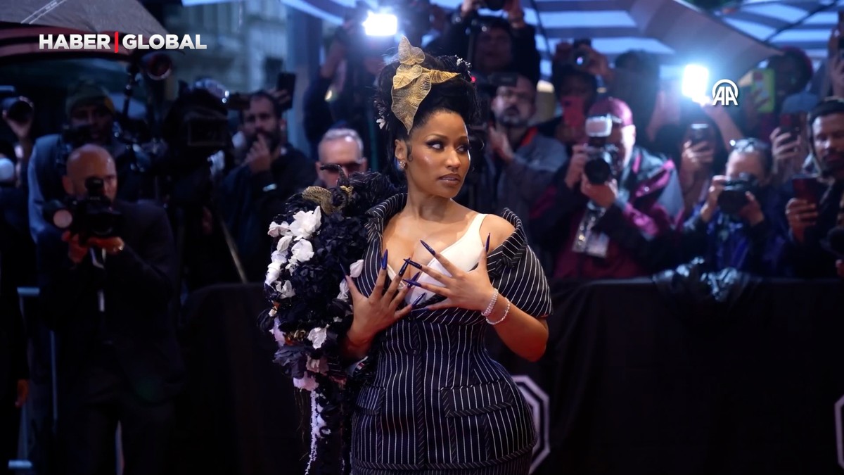 New York'ta "Met Gala" etkinliğinde ünlüler geçidi
