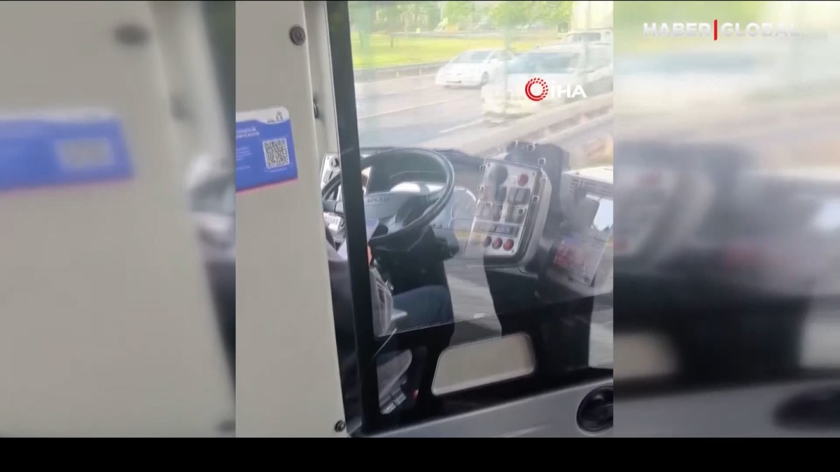 Pes dedirten metrobüs şoförü!