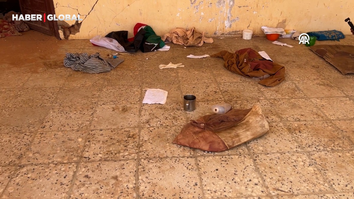 Sudan'da HDK milislerinin insanları canlı kalkan olarak kullanma amacıyla tuttuğu okul binası