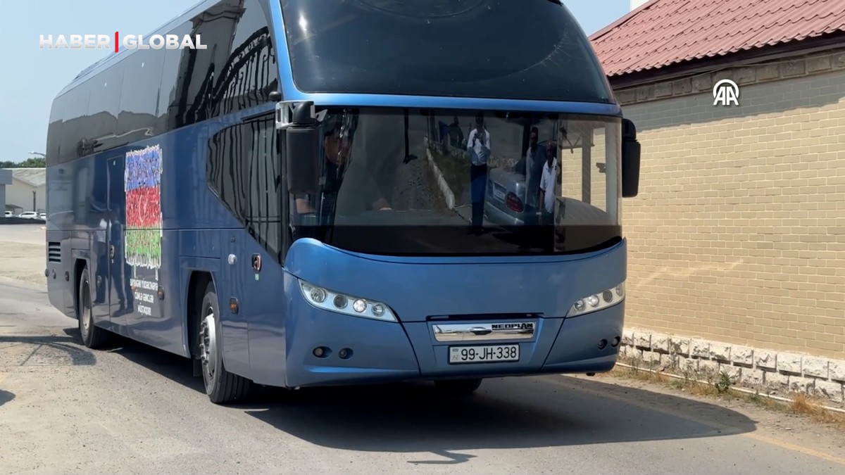 Rusya: İran'da bulunan Rus sanatçılar Azerbaycan'a tahliye edildi