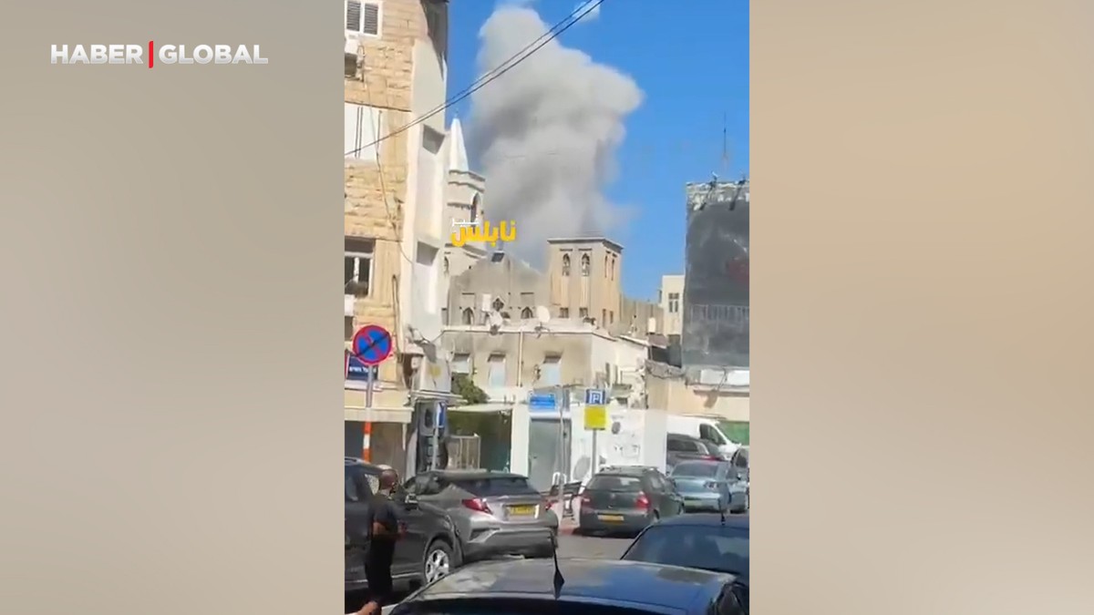 İsrail medyası: Hayfa'ya roket düştü