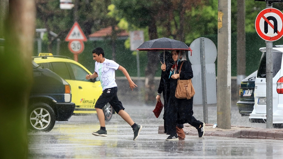 Meteoroloji gök gürültülü sağanak yağış için uyardı!