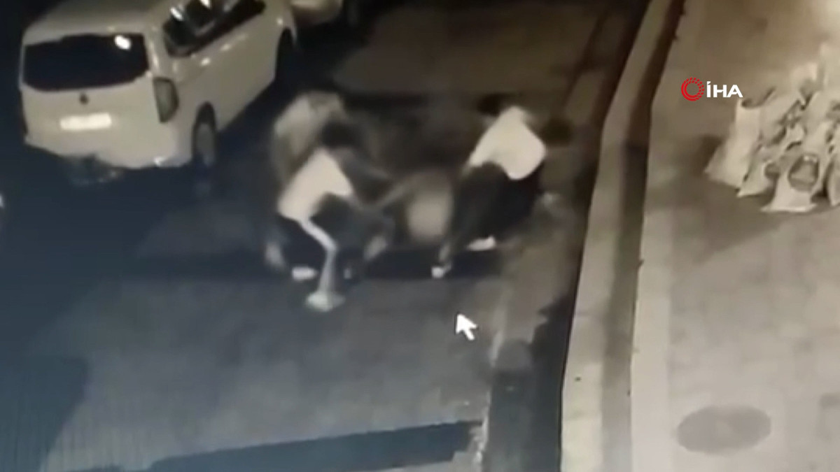 Küçükçekmece'de döner bıçaklı dehşet!