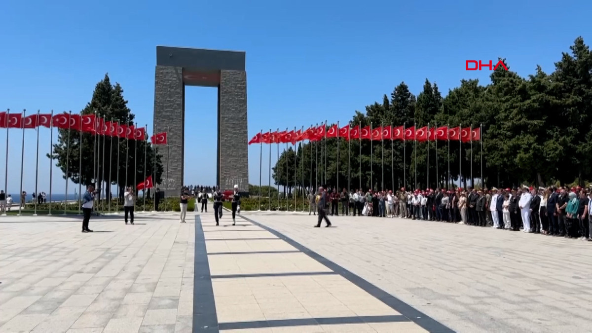 Çanakkale Şehitler Abidesi'nde 15 Temmuz anması