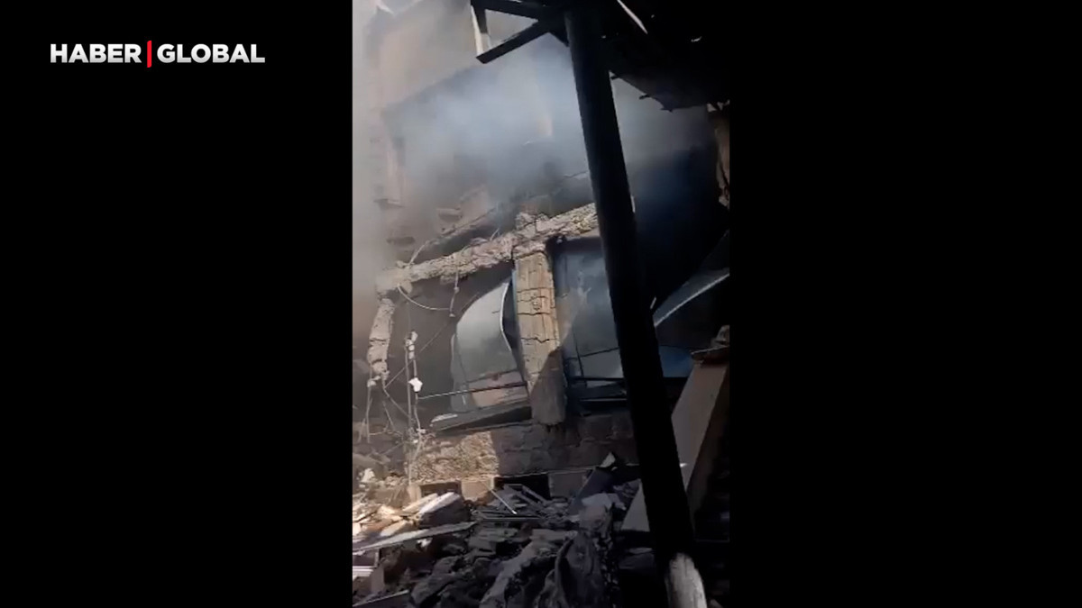 İsrail'in bombaladığı Suriye Genelkurmay karargahından görüntüler
