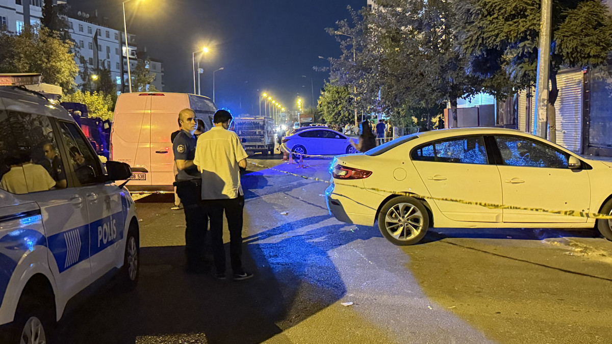 Ortalık savaş alanına döndü, çok sayıda yaralı var
