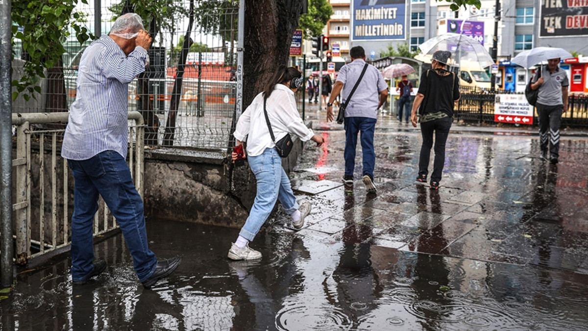 Meteoroloji gök gürültülü sağanak yağış için uyardı!