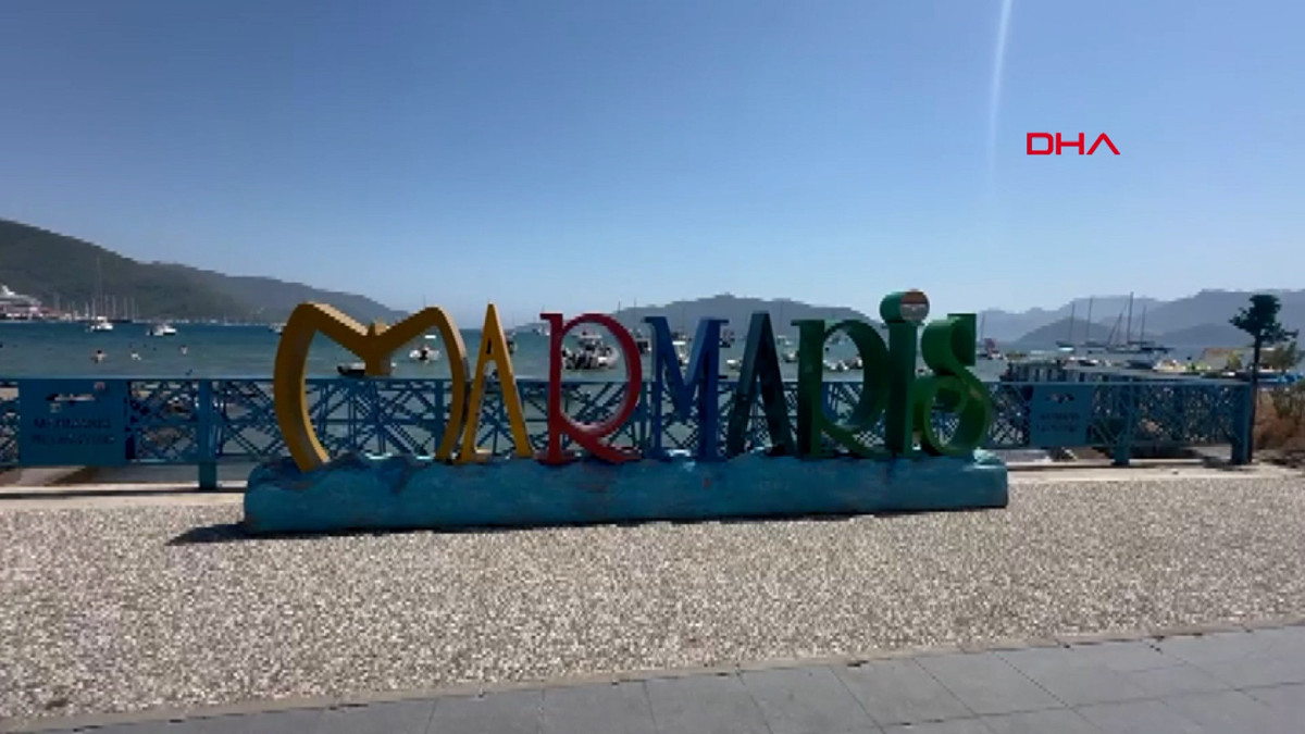 Marmaris sahilleri doldu