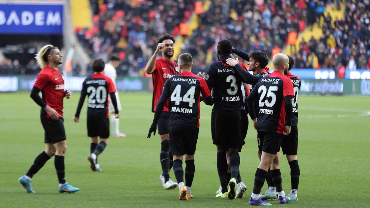 Galatasaray, Gaziantep'ten eli boş döndü