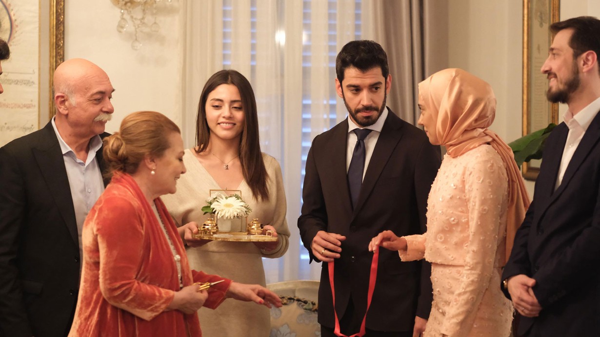 Kızılcık Şerbeti 26. Bölüm İzle Full SHOW TV Kızılcık Şerbeti yeni bölüm tek parça izle! Kızılcık Şerbeti son bölüm izle