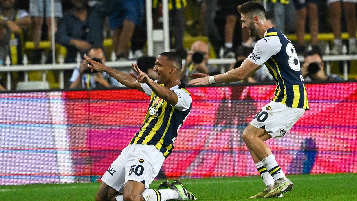 Rodrigo Becao Fenerbahçe kariyerine golle başladı