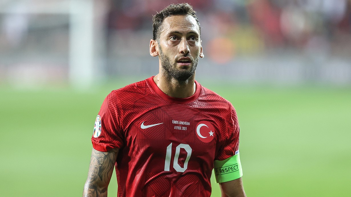 Hakan Çalhanoğlu'ndan Stefan Kuntz açıklaması: Tecrübeli teknik adam bunu yapar mıydı?