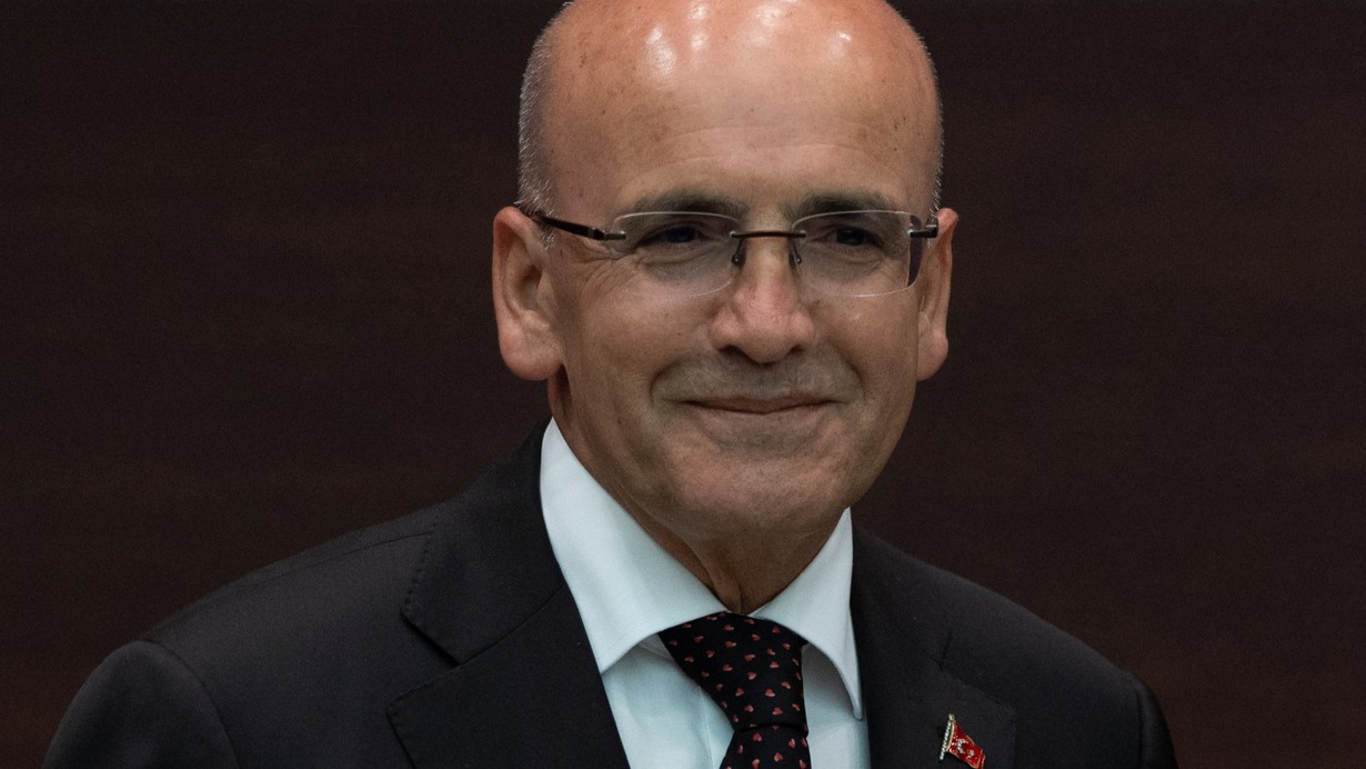 Bakan Şimşek'ten enflasyon ve cari açığı düşürmede kararlılık mesajı