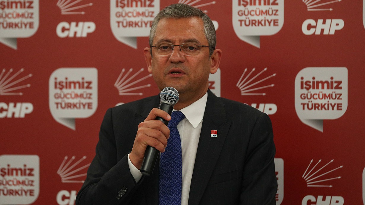 Özgür Özel, Bükreş'te PES Liderler Zirvesi'ne katılacak