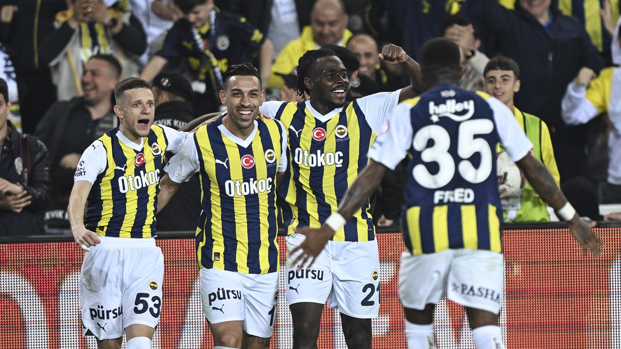 Dev derbide kazanan Fenerbahçe oldu