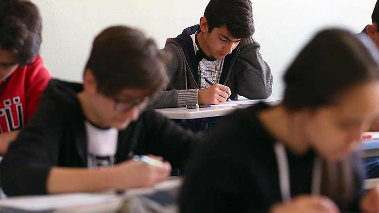 4+4+4 sisteminde flaş gelişme! 12 yıllık zorunlu eğitim değişiyor mu?