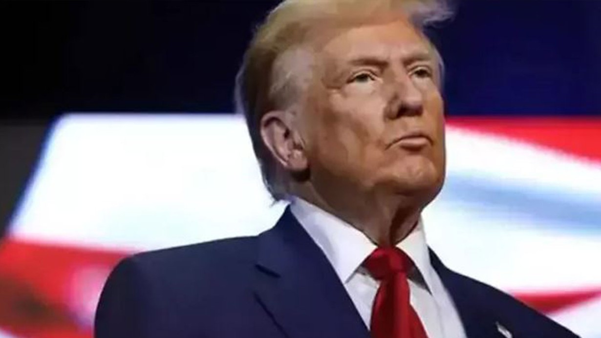 Trump, beğenmediği portresinin kaldırılmasını talep etti