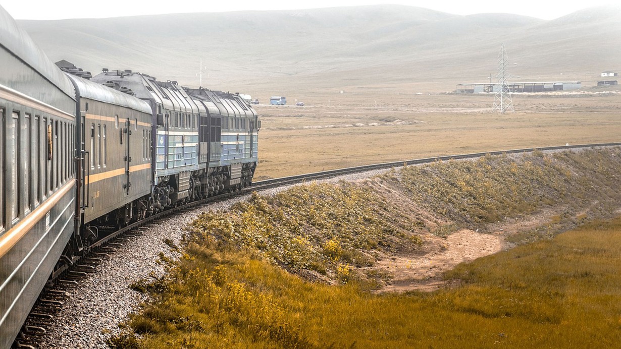 Endonezya'da tren kazası: Çok sayıda ölü ve yaralı var