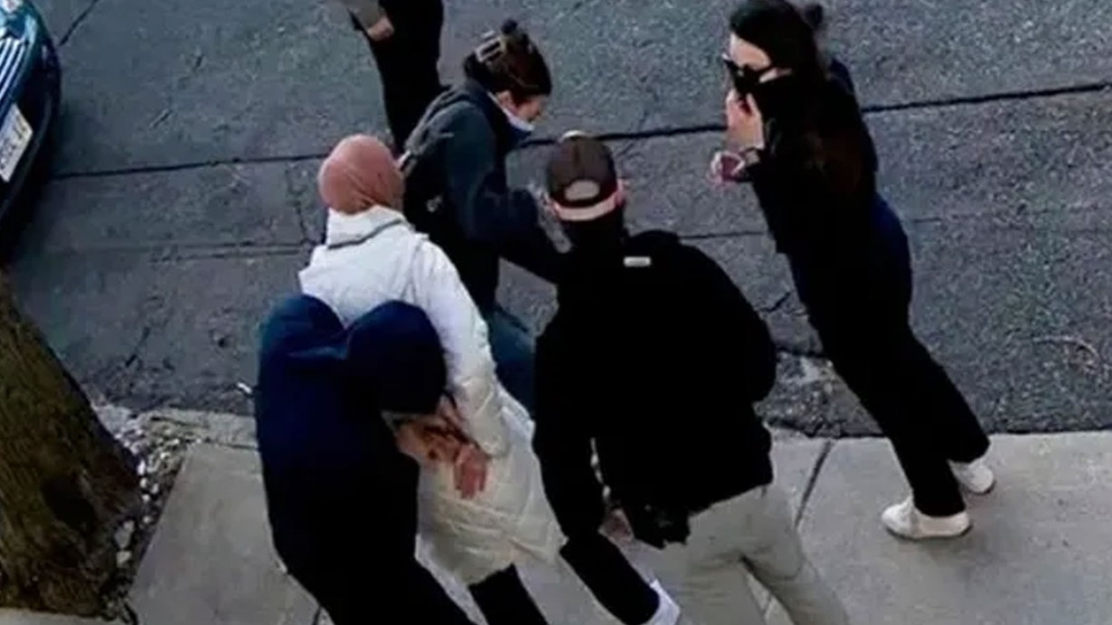 ABD'de gözaltına alınan Türk doktora öğrencisi Rumeysa Öztürk'ün akıbetiyle ilgili büyükelçilikten açıklama