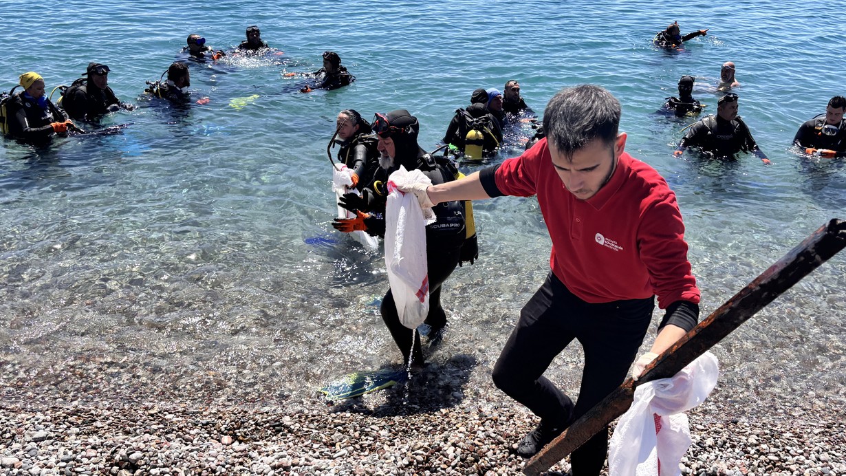 Antalya'da deniz ve kıyı temizliği seferberliği