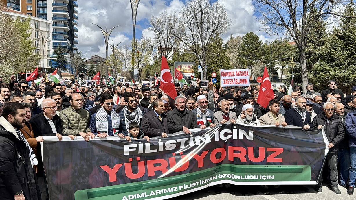 Kırşehir'de Gazze'ye destek yürüyüşü