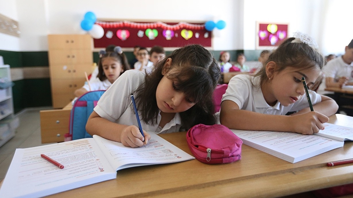 Gümüşhane'de 14 Nisan Pazartesi okullar tatil mi?