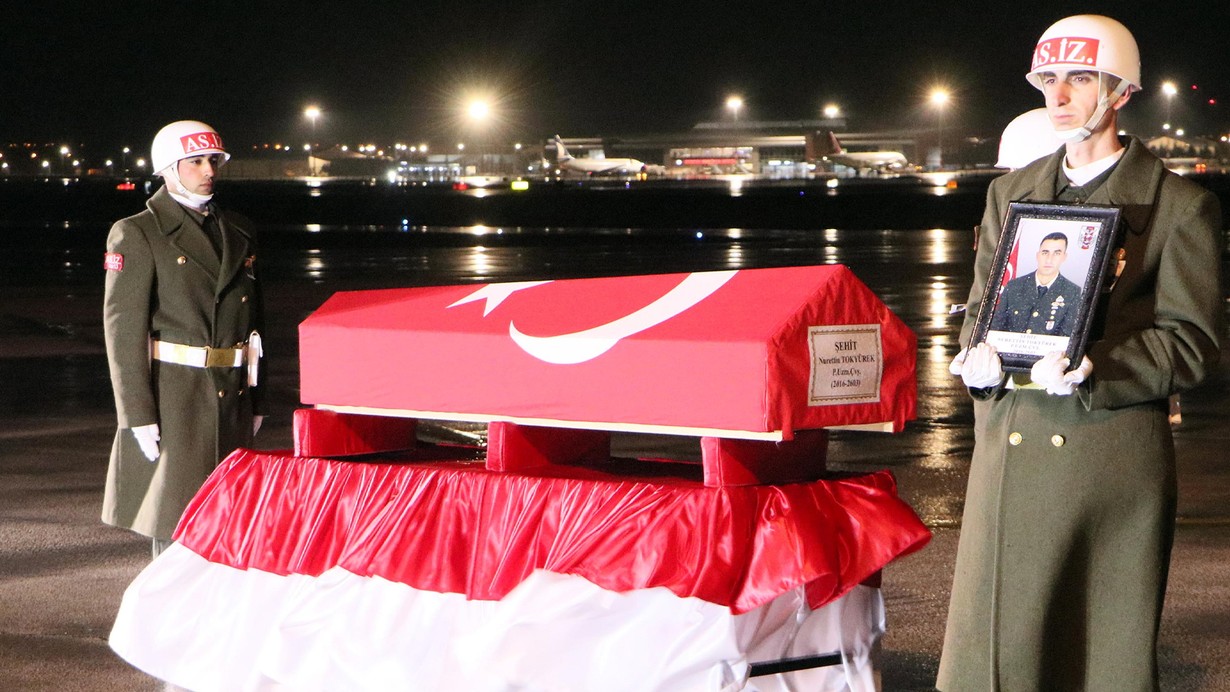 Pençe-Kilit Harekatı bölgesinde şehit düşen Tokyürek'in naaşı Erzurum'a getirildi