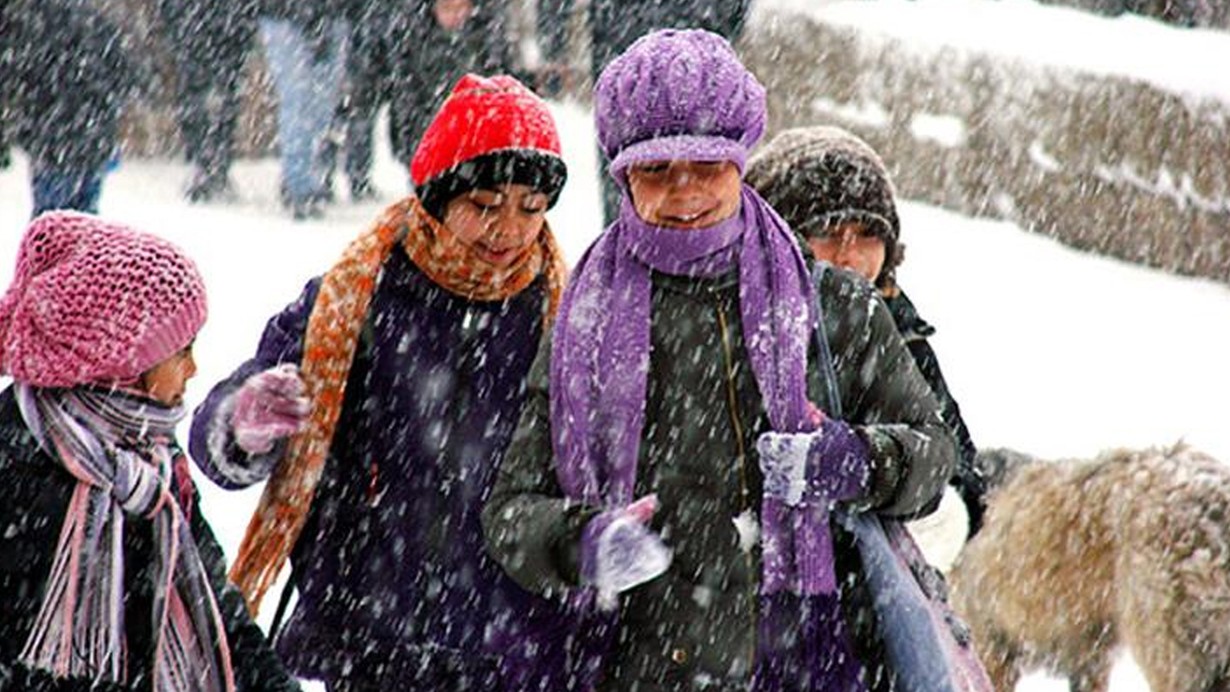 Gümüşhane'de 15 Nisan Salı okullar tatil mi?
