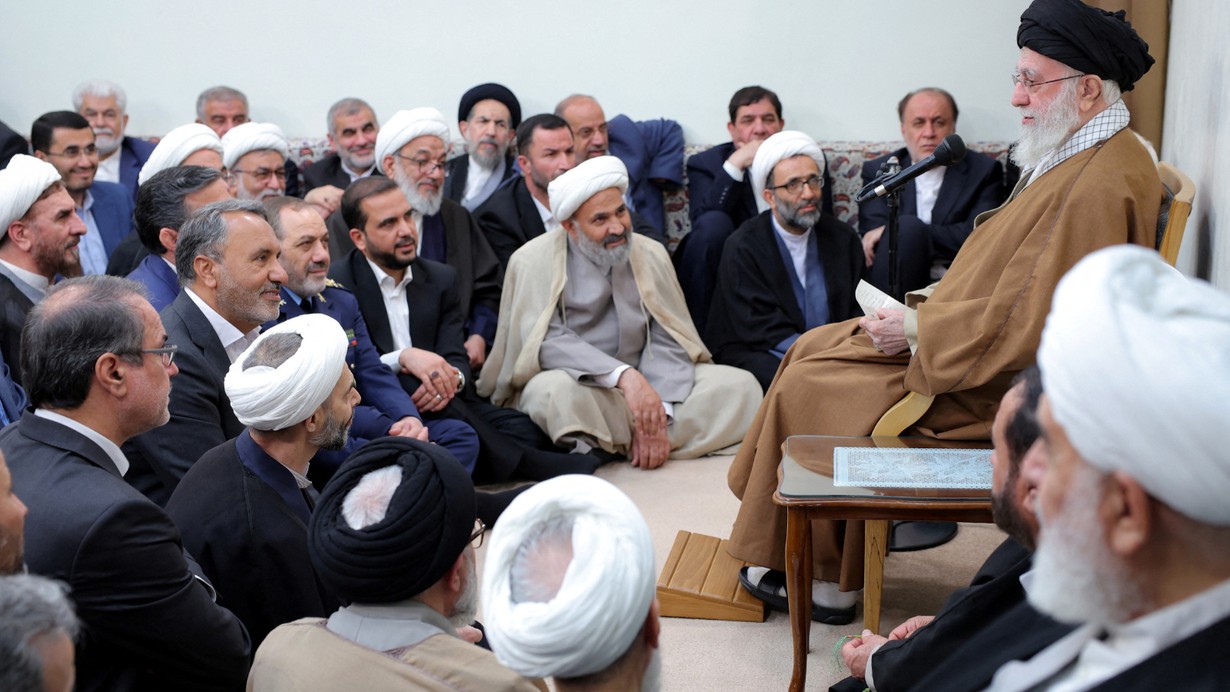 Hamaney’den ABD ile müzakerelere ilişkin açıklama: Ne iyimseriz, çok kötümser
