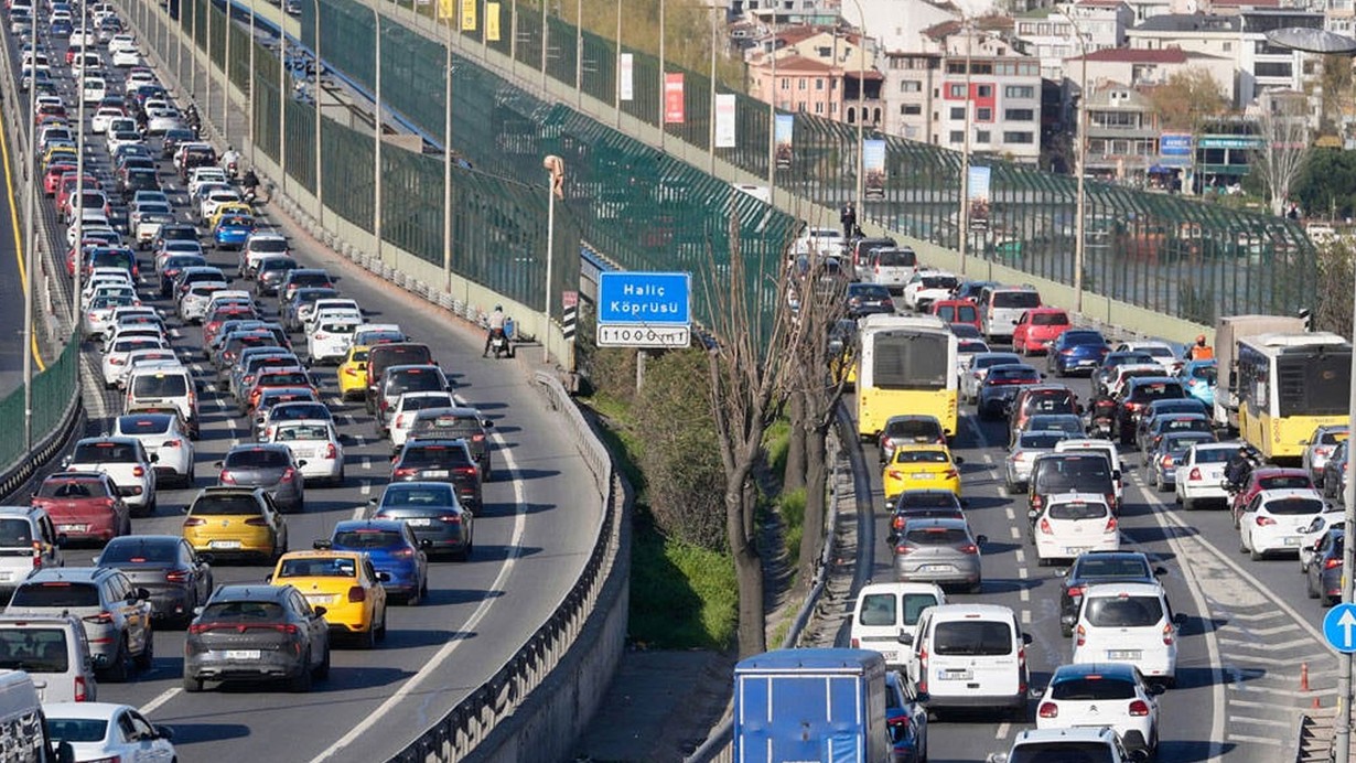 İstanbul Özel Halk Otobüsleri Esnaf Odası: "İstanbul genelinde hizmetleri durduracağız"