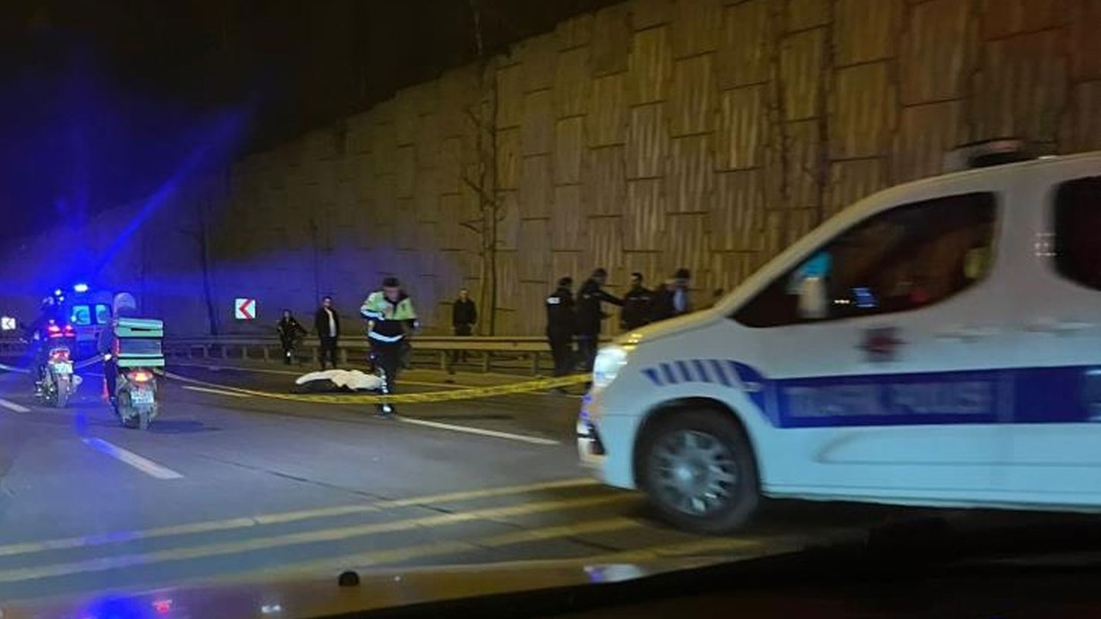 Kontrolden çıkan motosiklet bariyerlere çarptı: 1 kişi hayatını kaybetti