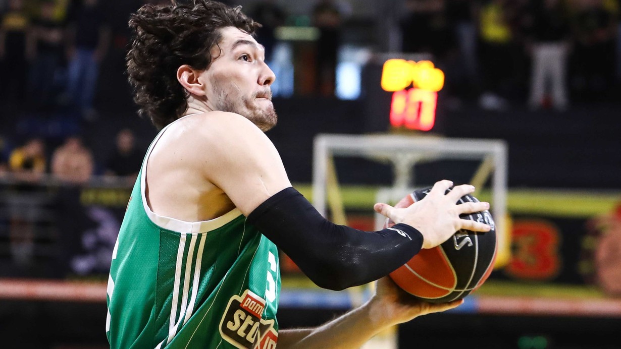 Panathinaikos Cedi Osman'ın sözleşmesini uzattı