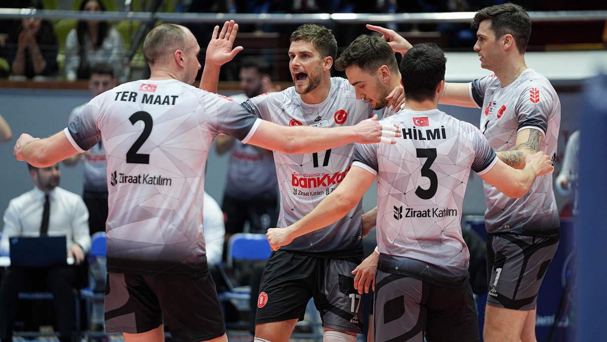 Efeler Ligi'nde ilk finalist Ziraat Bankkart oldu