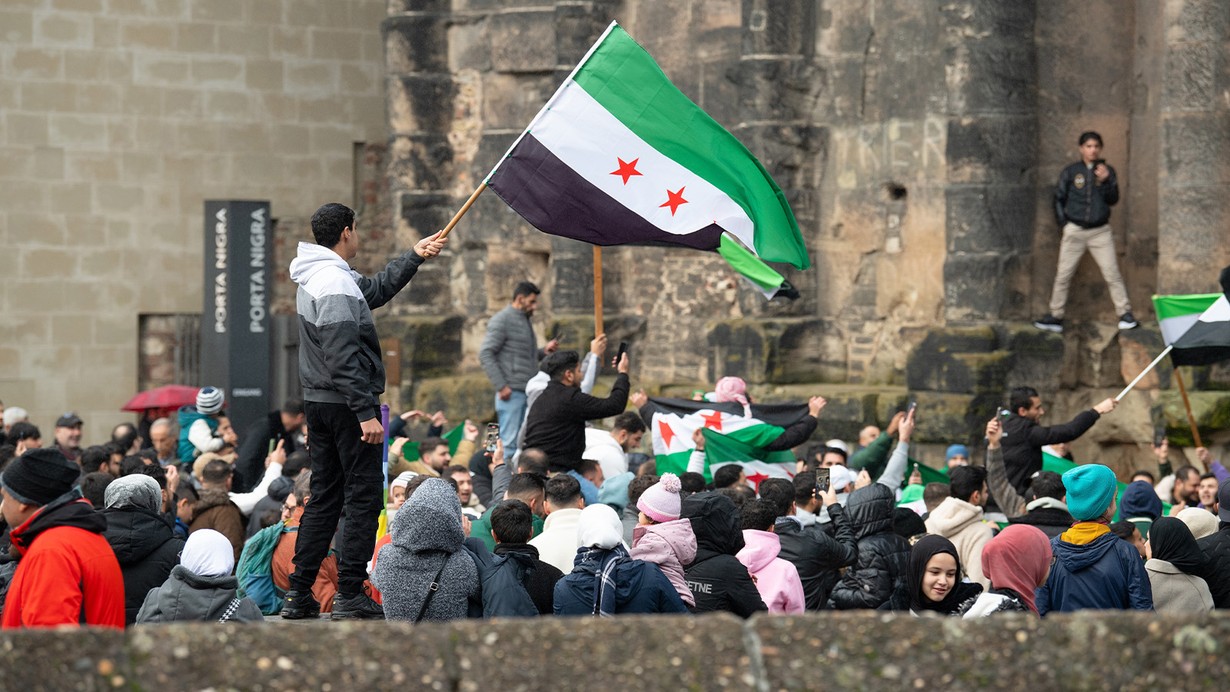 Sahadan son gelişmeler! Suriye'de gizemli darbe girişimi