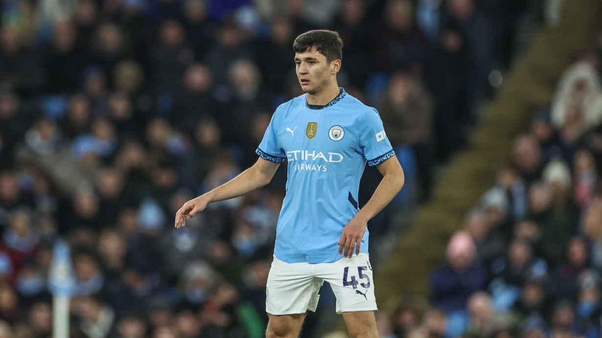 Guardiola 40 milyon euro'luk transferi sildi!