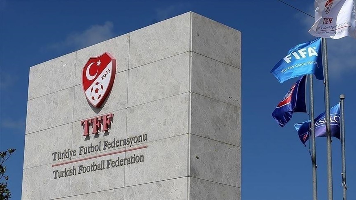 Süper Lig'den 8 kulüp PFDK'ya sevk edildi