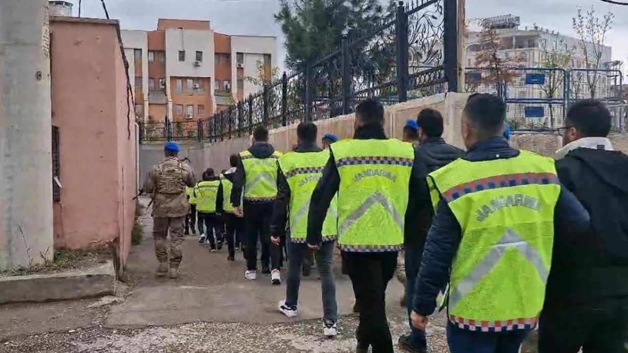Mardin'de 40 bin tonluk hububat vurgunu: 9 kişi tutuklandı
