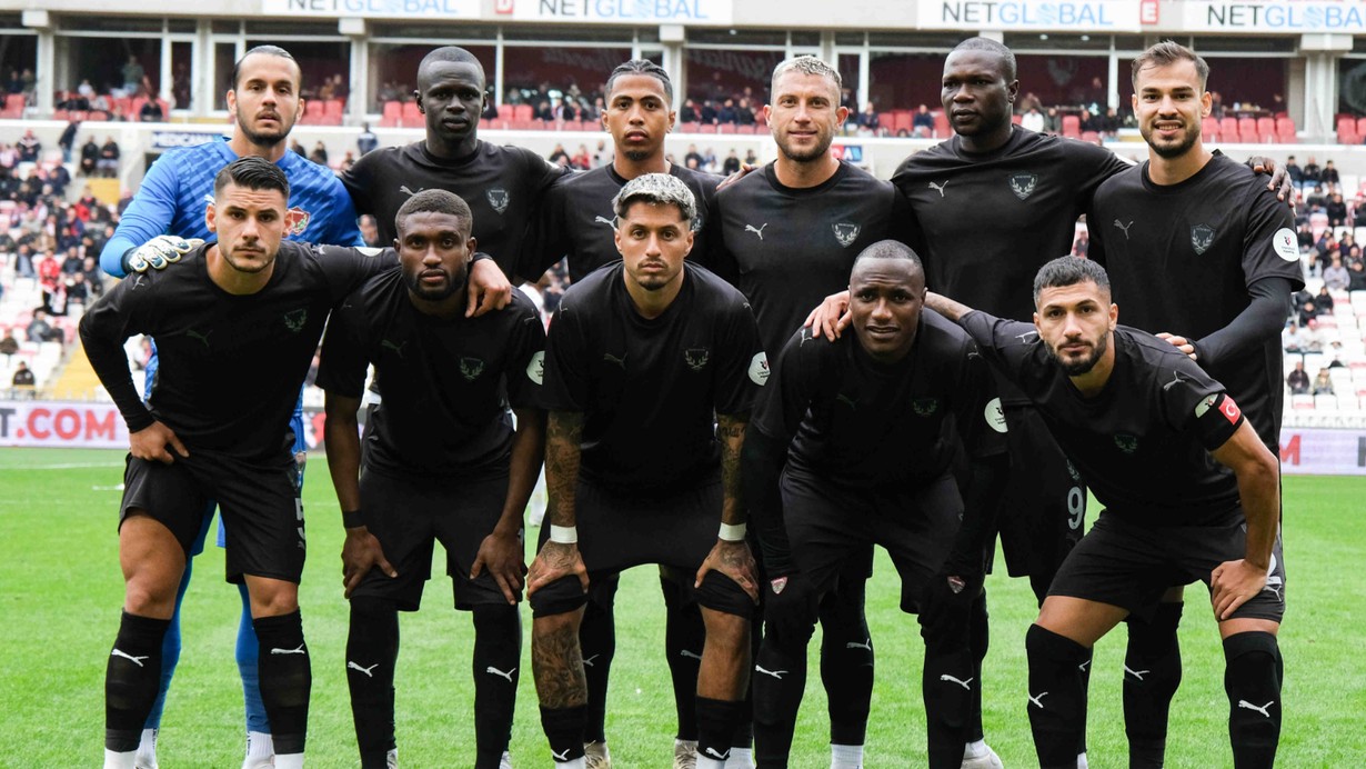 Hatayspor'a sevgi seli: Canınız sağ olsun, daha güçlü döneceksin