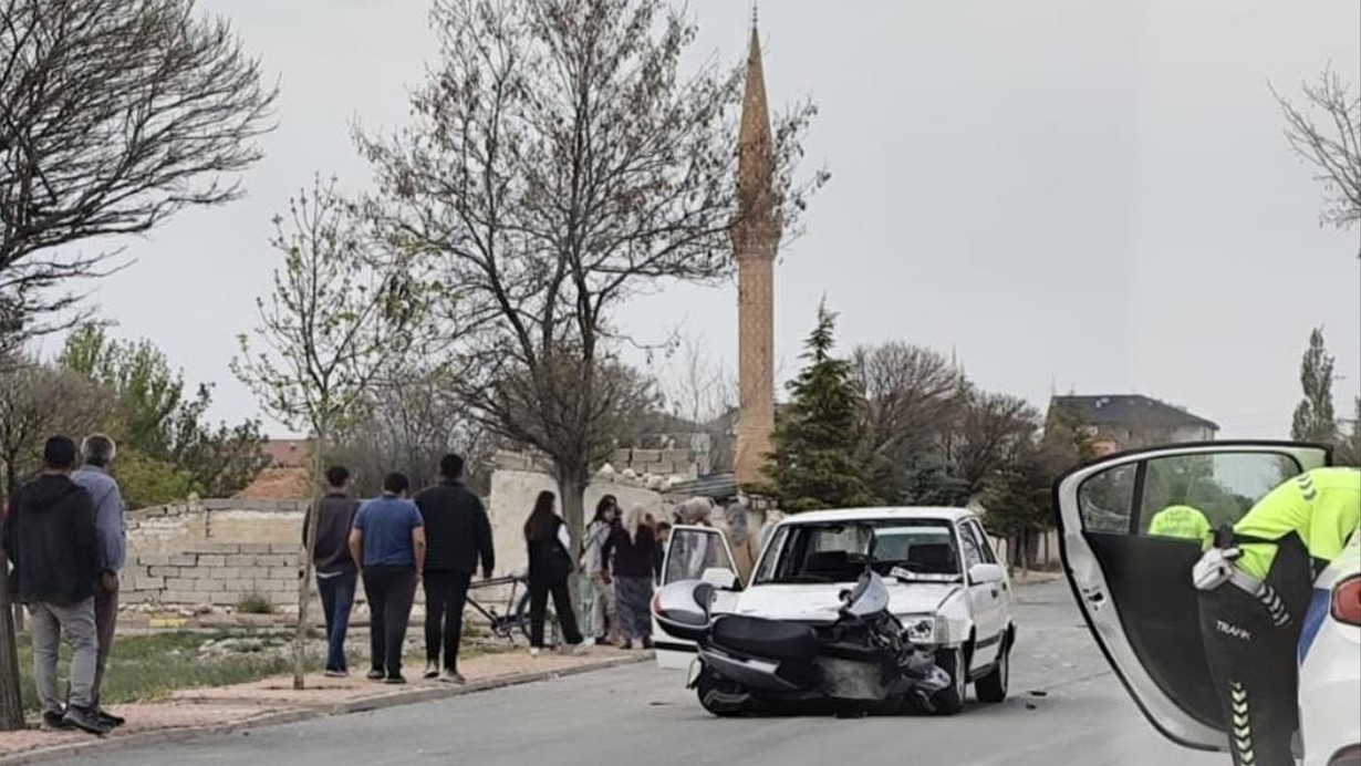 Aksaray'da kaza! Otomobilin çarptığı elektrikli bisiklet sürücüsü öldü