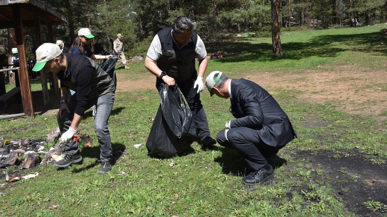 Gümüşhane, Artvin ve Ordu'da doğada çevre temizliği yapıldı