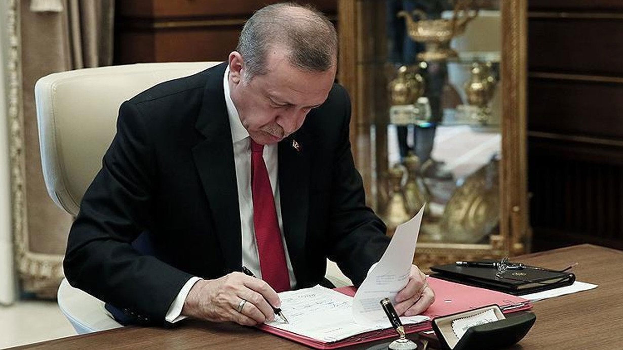Cumhurbaşkanı Erdoğan imzaladı! O isimler görevden alındı