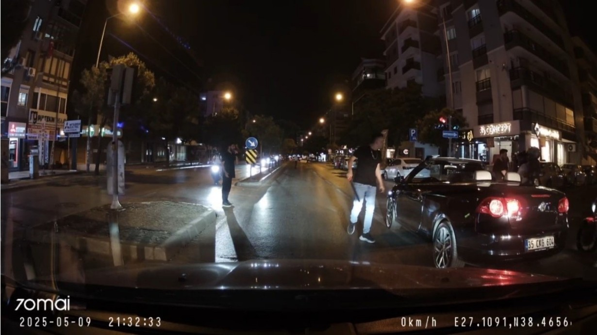 İzmir'de döner bıçaklı trafik magandası yakalandı