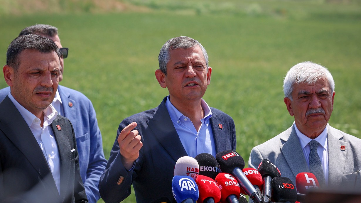 Ekrem İmamoğlu'nu ziyaret eden Özgür Özel'den açıklamalar
