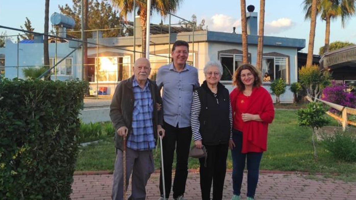 Yıllara meydan okuyan çift, 63 yıllık evliliğin sırrını açıkladı