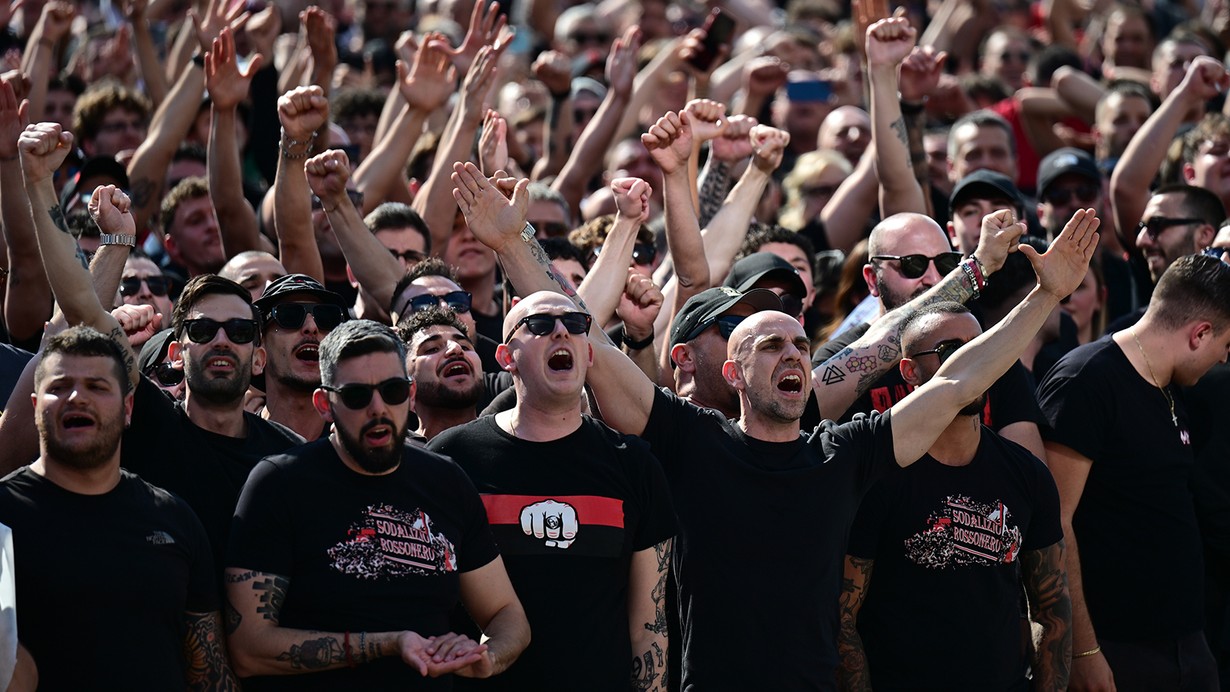 Milan taraftarı, yönetimi istifaya davet etti: "Milan'ı kurtarın"