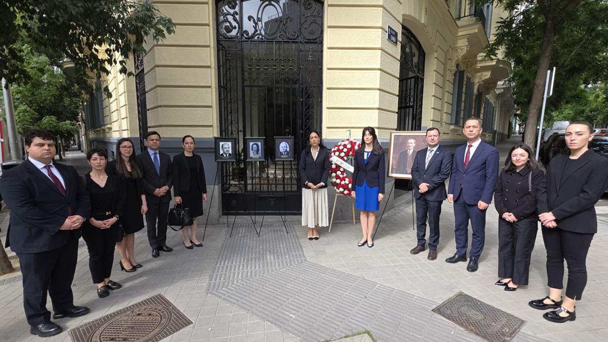 Ermeni terör örgütünün saldırısında katledilenler Madrid'de anıldı