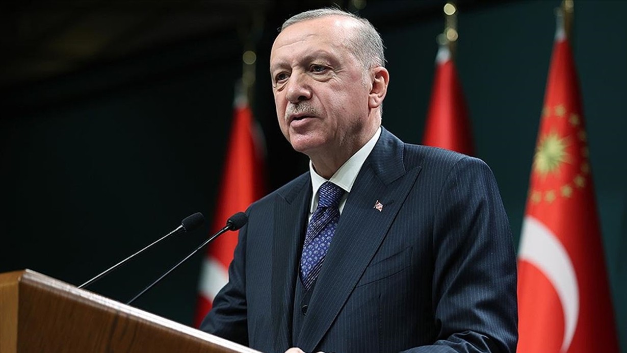 Cumhurbaşkanı Erdoğan: Ferdi Zeyrek'in vefat etmesinden büyük üzüntü duydum