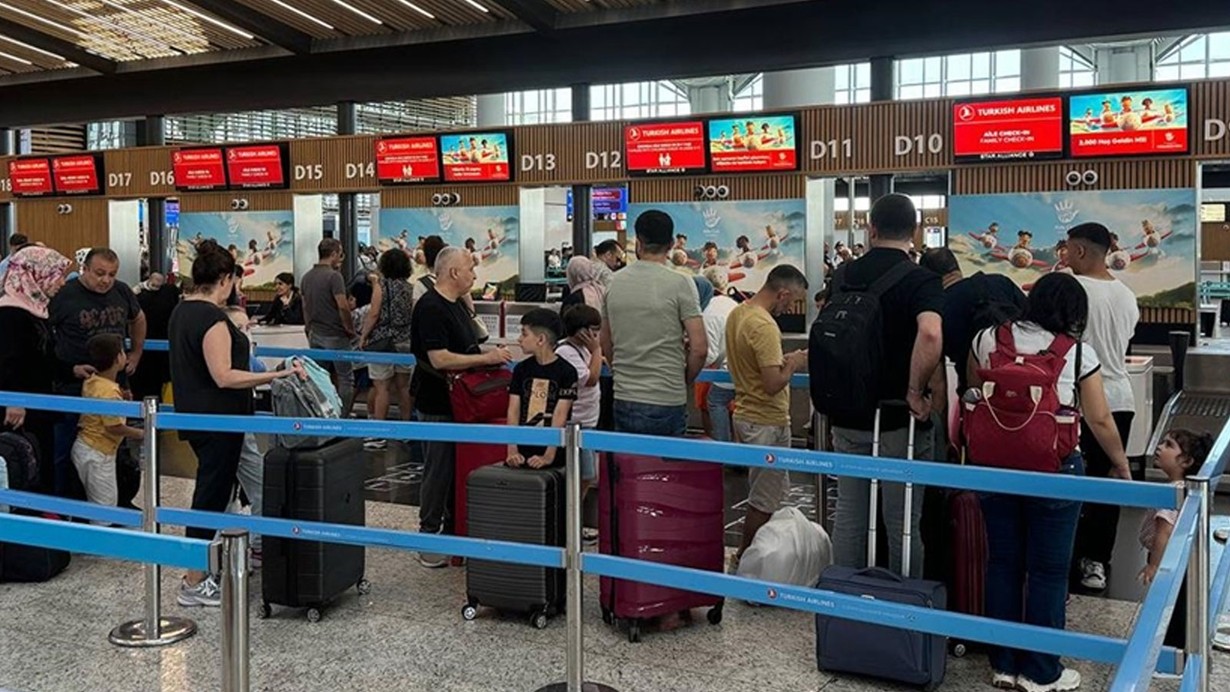 Havalimanları yolcu sayısı ilk 5 ayda yüzde 3,7 arttı